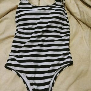 Cross back one peice swimsuit
